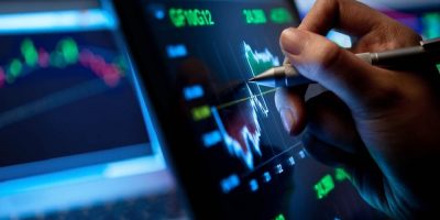 ¿Qué estudian los brokers?